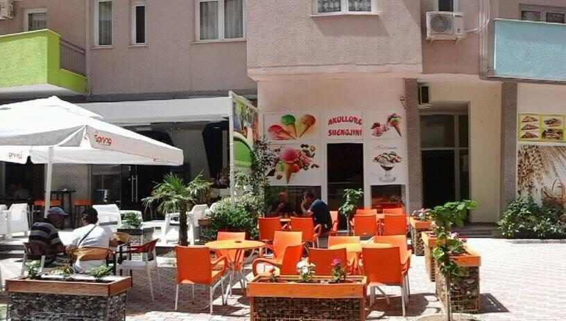 Comfortable Apartment Shëngjin Екстериор снимка