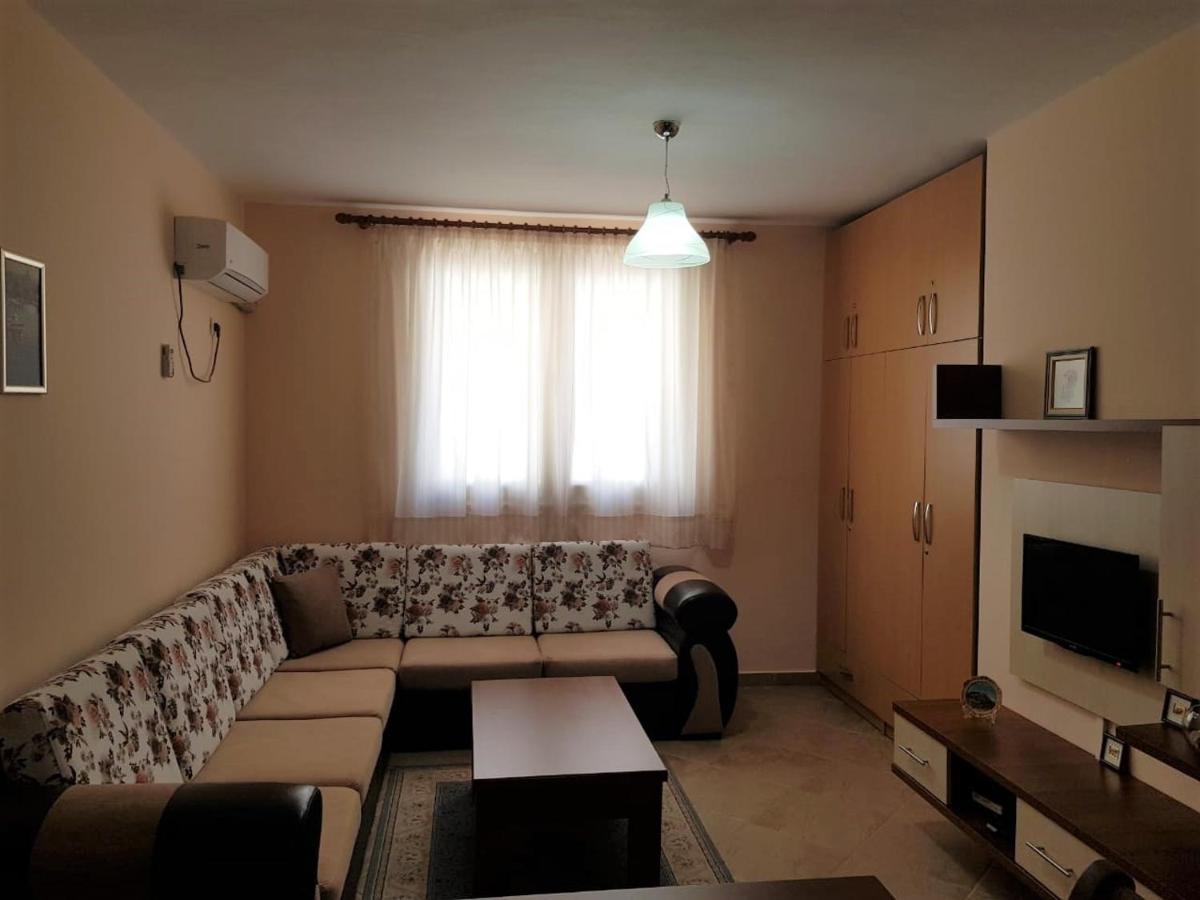 Comfortable Apartment Shëngjin Екстериор снимка