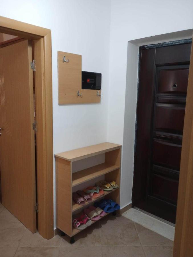 Comfortable Apartment Shëngjin Екстериор снимка