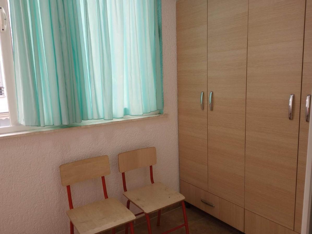 Comfortable Apartment Shëngjin Екстериор снимка